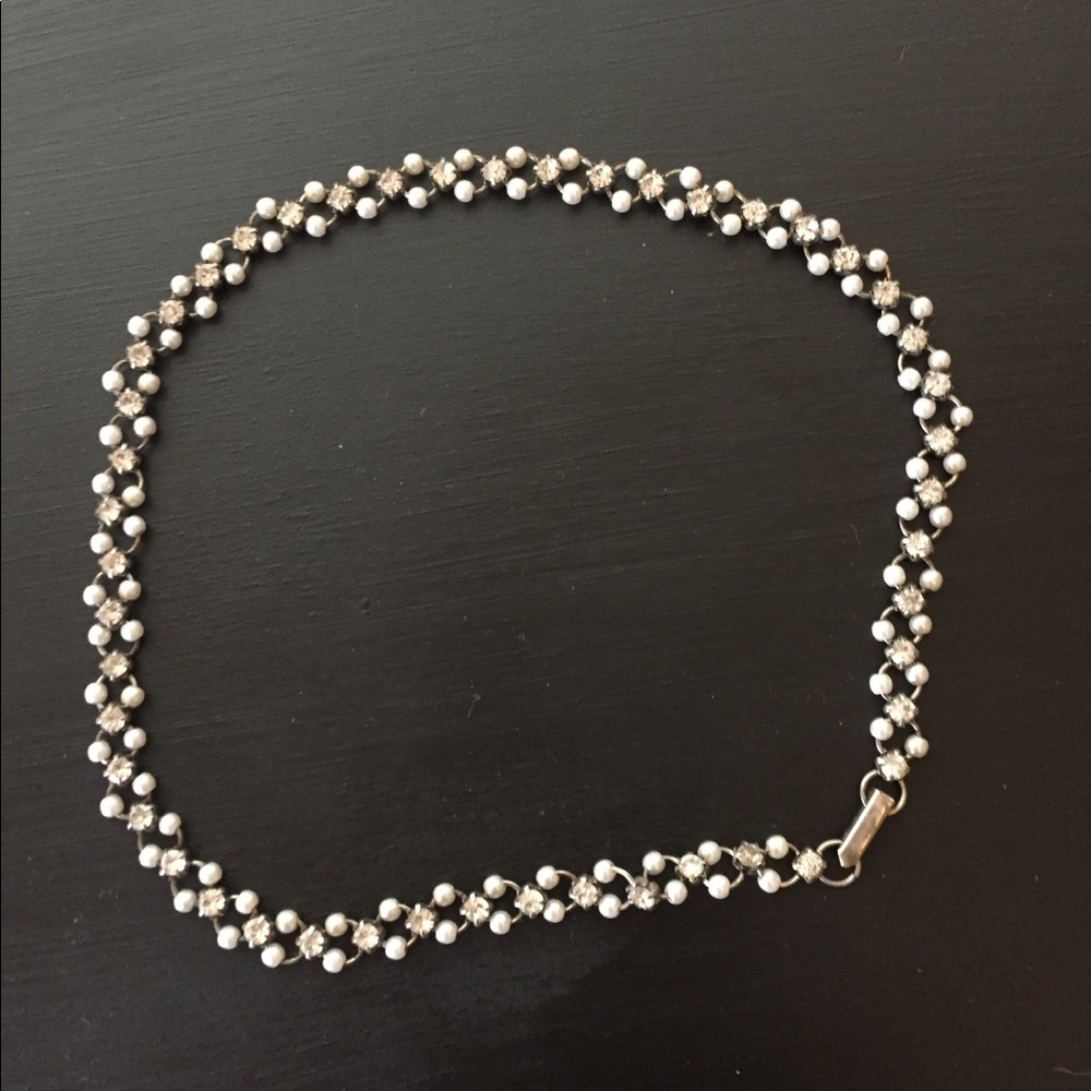 Choker necklace